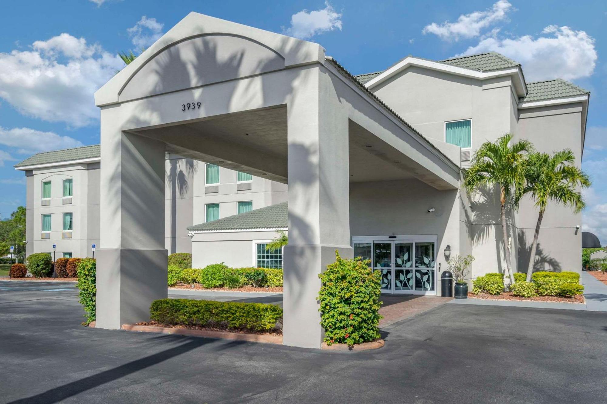 Sleep Inn Clearwater-St Petersburg Exterior foto